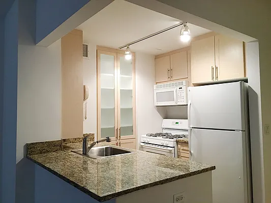 Rented by UDR | media 17