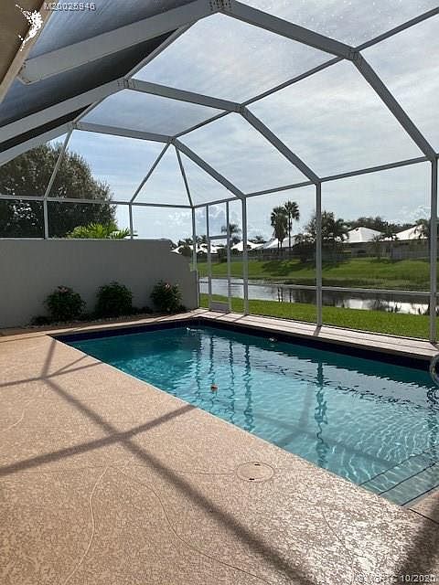 1st image of 2246 SW Mayflower Dr