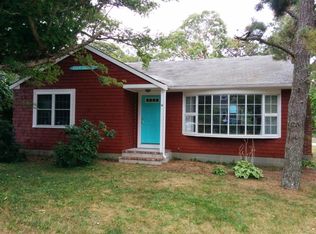 14 Easy St, Dennis Port, MA 02639