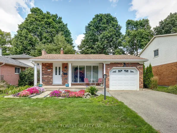 219 Worthington Ave, London, ON N5Z 4H9