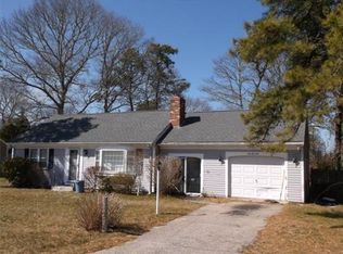 71 Monroe Ln, West Yarmouth, MA 02673