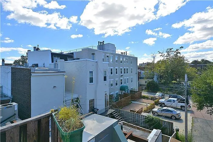 1015 H St NE #3 — Photo 26