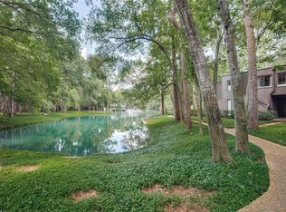 49 Litchfield Ln, Houston, TX 77024