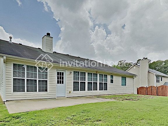 4th image of 2628 Leon Murphy Dr