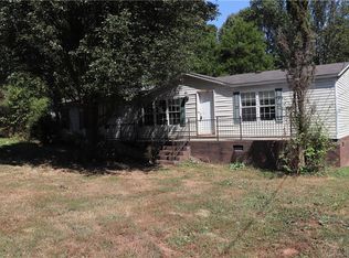 115 Thoroughbred Dr, Troutman, NC 28166