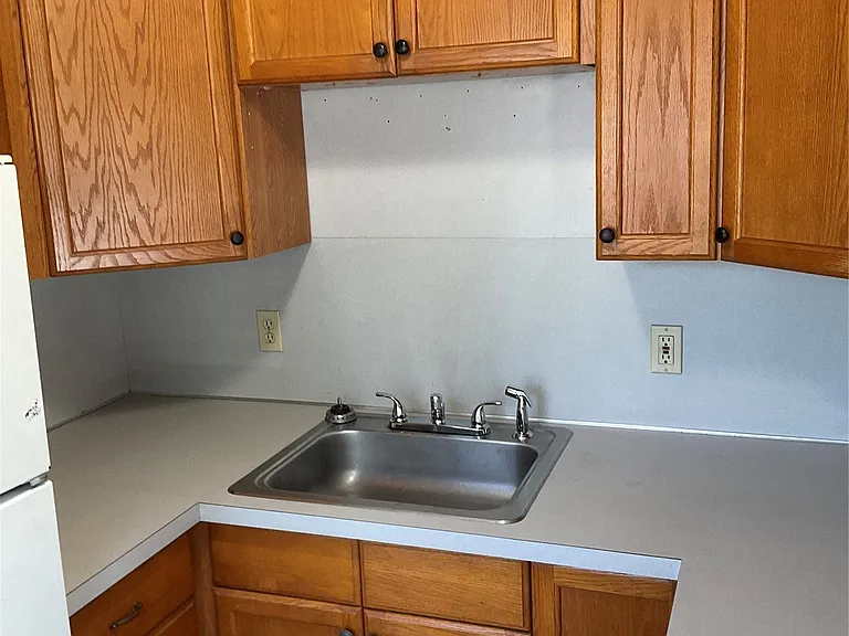 3003 E 3rd St — Photo 11