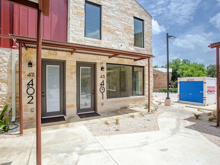 Modern Luxury in San Marcos' Premier Courtyard Community Now Leasing! — Photo 48