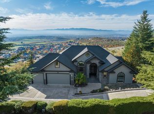 1551 Satellite Dr, Medford, OR