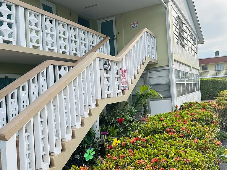 960 Crystal Lake Dr #212C — Photo 3
