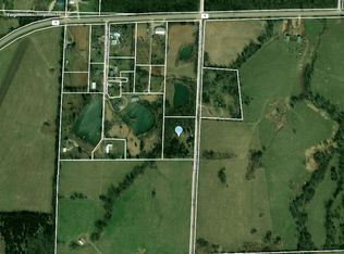 25 Freeman Rd, Eldon, MO 65026