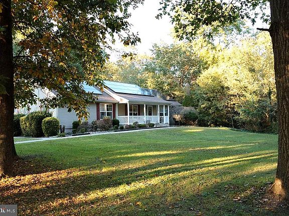 2nd image of 75 Parvins Mill Rd