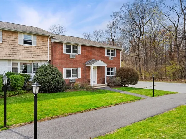 138 Kingston St Unit 138, North Andover, MA 01845