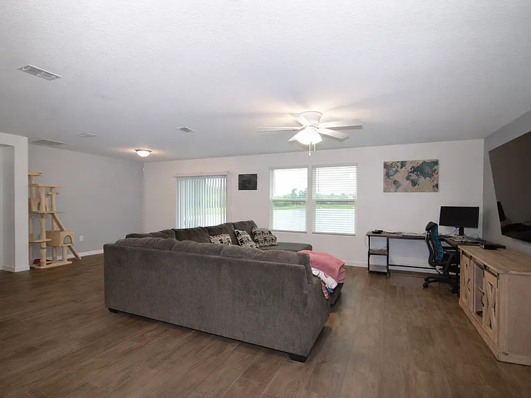 3554 Shiner Dr — Photo 8