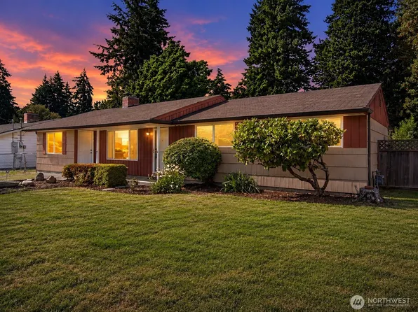 8825 36th Street W, University Place, WA 98466