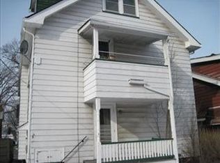 2089 Waterbury Rd, Lakewood, OH 44107