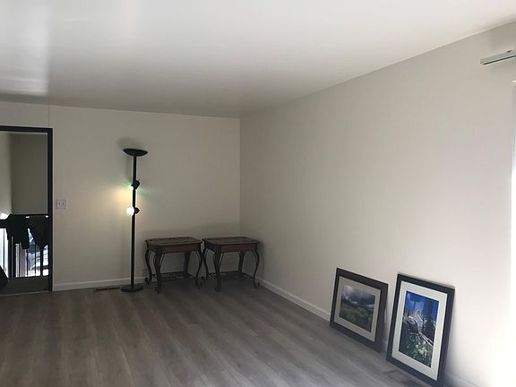 4th image of 1409 E Murphys Ln #A