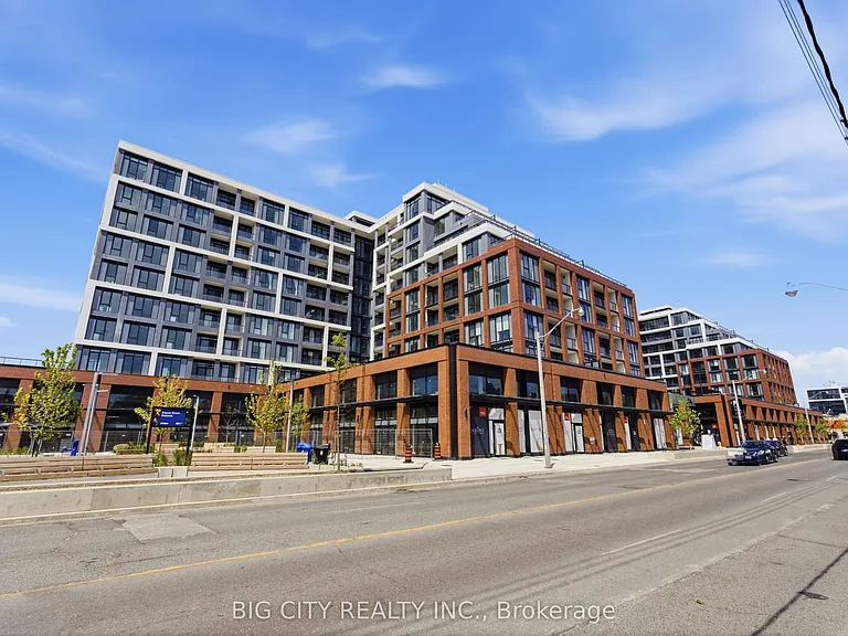 858 Dupont St #705 — Photo 17