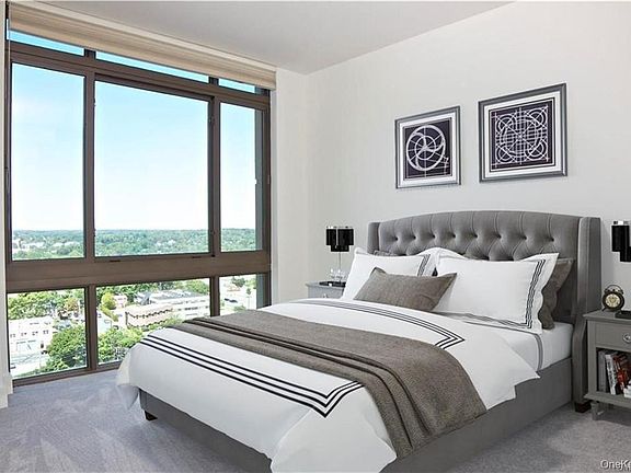 4th image of 175 Huguenot Street #2207