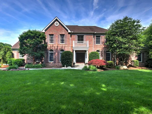 630 Ridge Road, Orange, CT 06477
