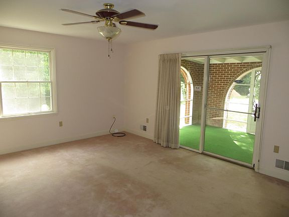 4th image of 8750 Plenty Highlands Pl
