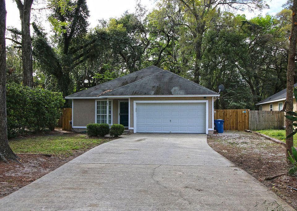 1st image of 7210 Oakwood Dr
