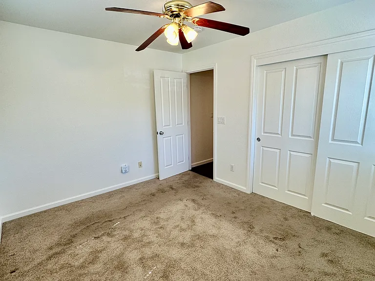 683 Castle Haven Dr — Photo 16