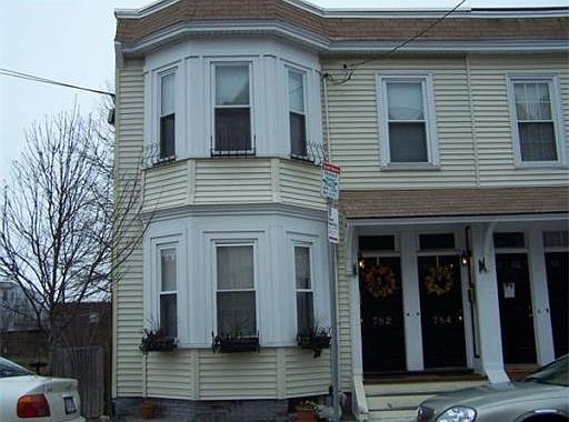 2nd image of 784 E 3rd St #1