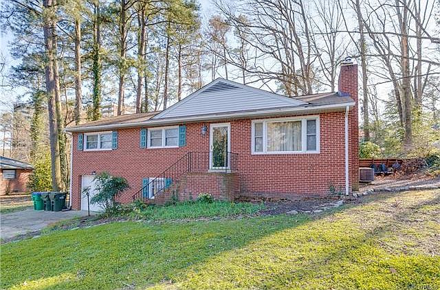 1st image of 6915 Montauk Dr