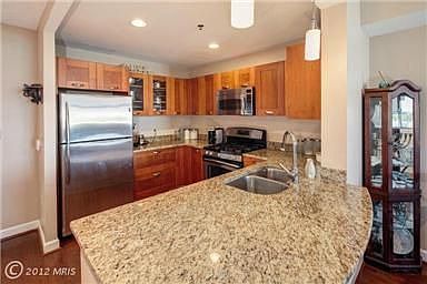 3rd image of 5750 Bou Ave Unit 813