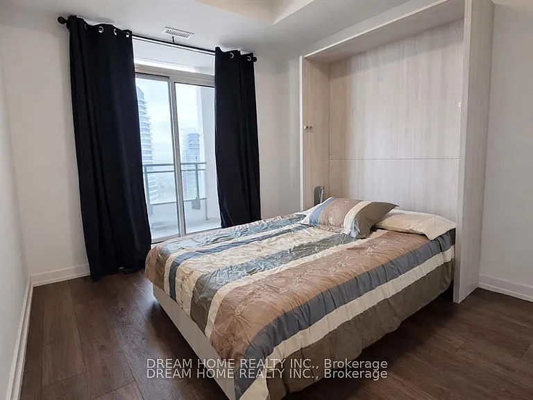 1 Grandview Blvd #2302 — Photo 9