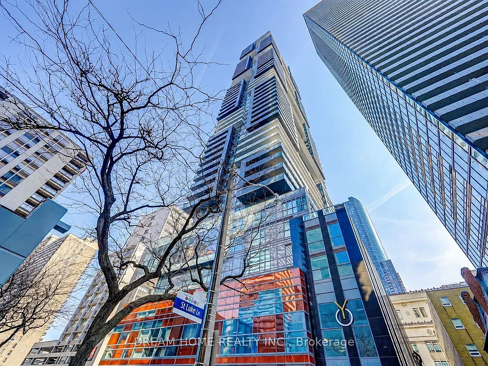 7 Grenville St #513