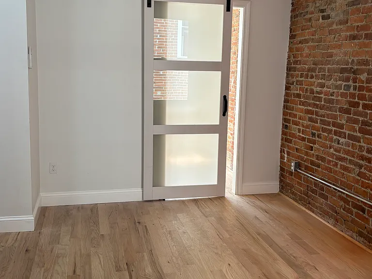 85 N Margin St #3 — Photo 15