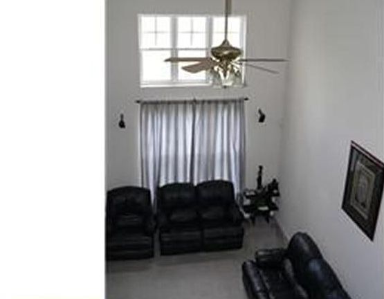 3rd image of 2723 Stockley Ln