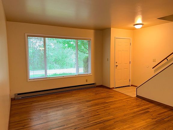 5th image of 4815 SE Railroad Ave #4935