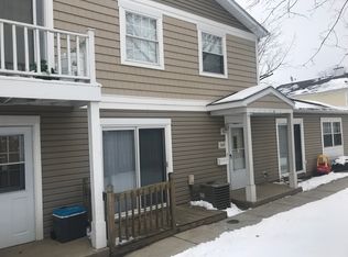 549 Pam Ct, Wheeling, IL 60090