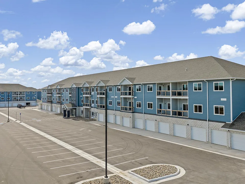 Creekside Heights Apartments, LLC