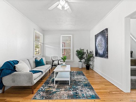 2nd image of 1026 Sycamore St #1026