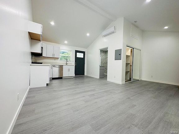 2nd image of 6631 Radford Ave #6631