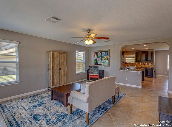 4th image of 2819 Sanderling Way