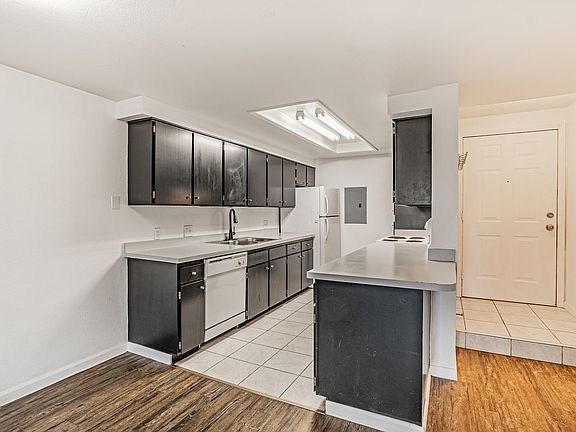 5th image of 2929 W Floyd Ave APT 320