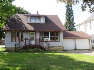 2102 N 8th St, Wausau, WI 54403