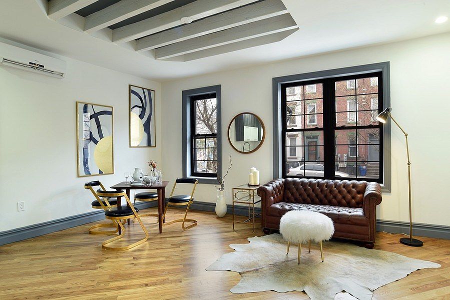 1st image of 129 Somers St #2