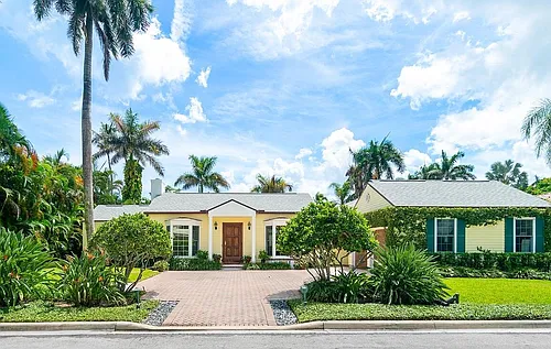 240 Miraflores Dr Photo 1