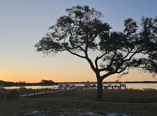 15-L15R Shipyard Ln, Hampstead, NC 28443