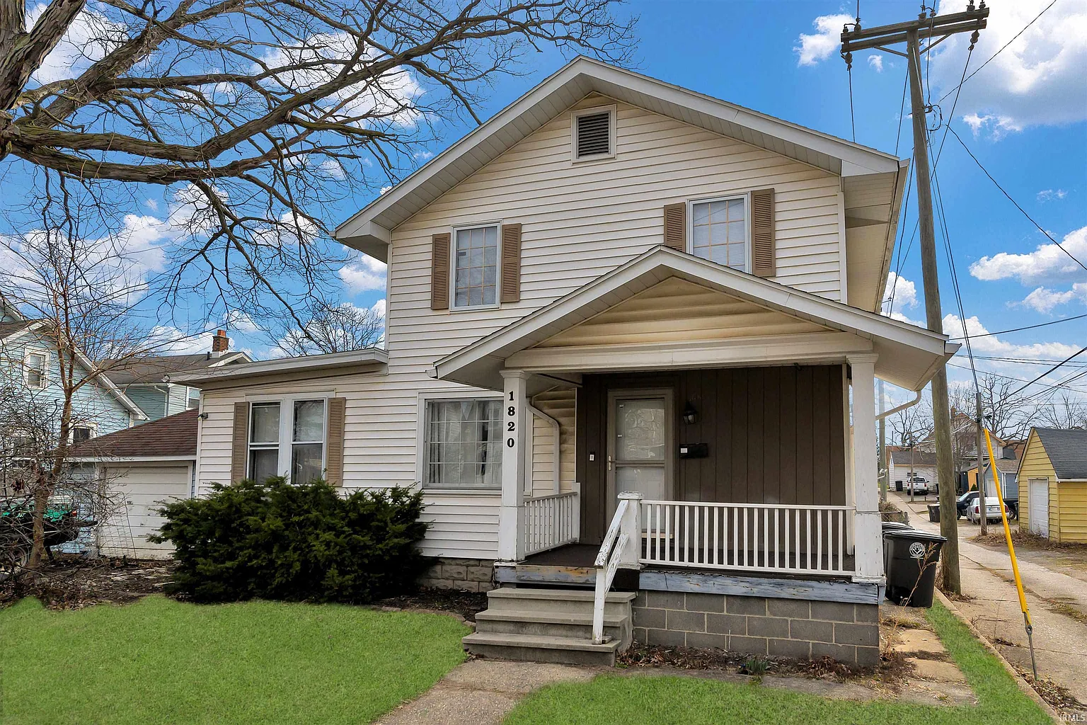 1820 Saint Marys Ave photo 1