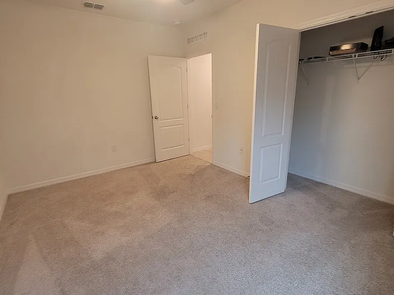 217 Duke Dr — Photo 22