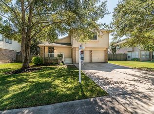 1804 Vaquero St, Friendswood, TX 77546