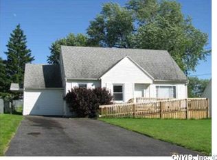 112 Retford Dr, Liverpool, NY 13088