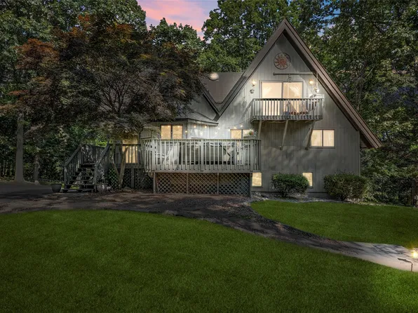 243 Smithtown Road, Fishkill, NY 12524