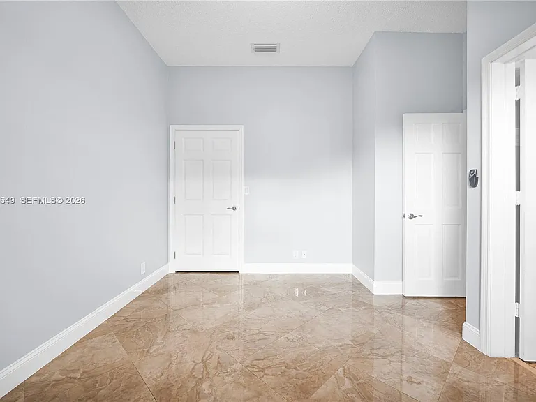 1067 SW 92nd Ave — Photo 32